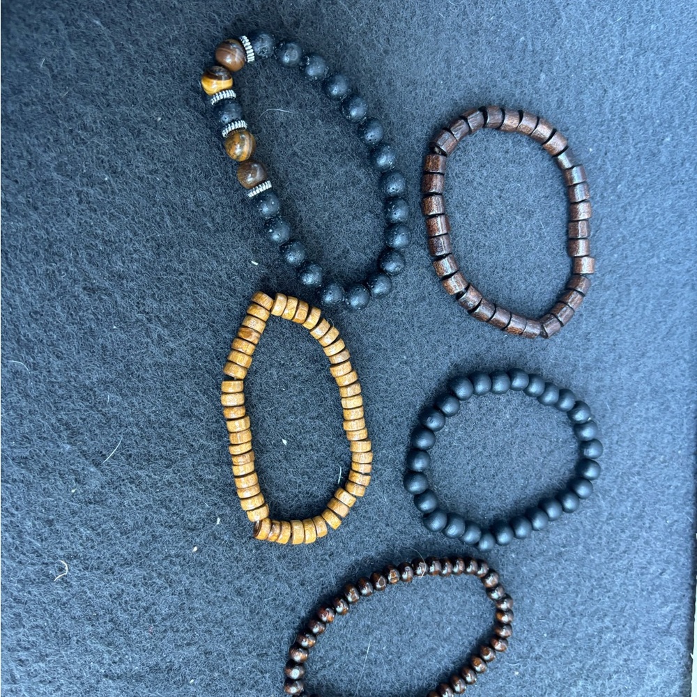 Bracelet